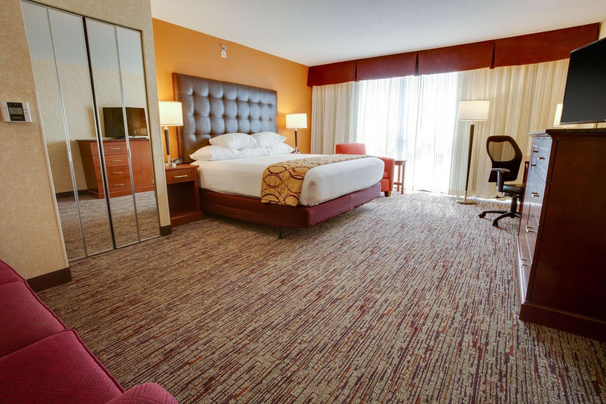 Drury Inn & Suites Terre Haute Exteriör bild